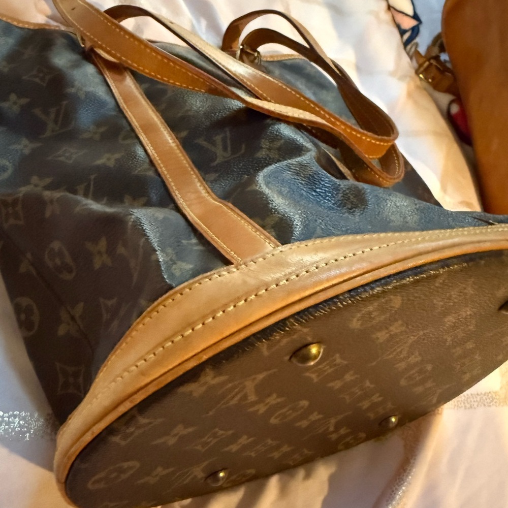Louis Vuitton Monogram Marais Bucket Bag Tote - Vintage - Picture 4 of 11